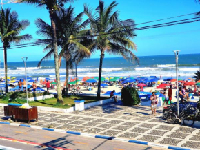 Praia do Tombo - Guarujá - Pé na areia